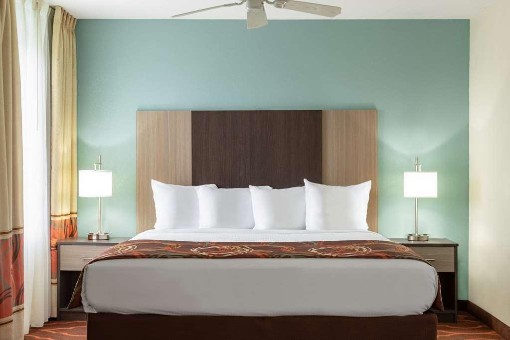 Baymont By Wyndham Grovetown Augusta Hotel Стая снимка